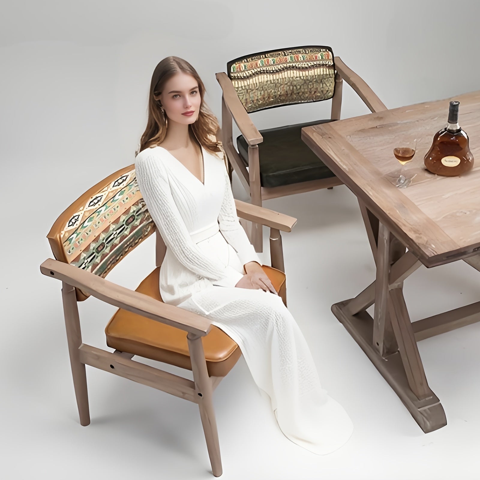 Chaise en bois vintage orange noir 