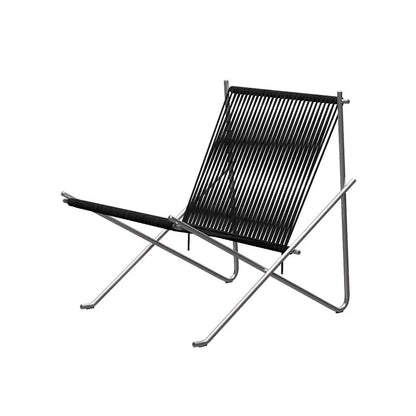 Chaise pliante vintage industrielle noir  fond blanc